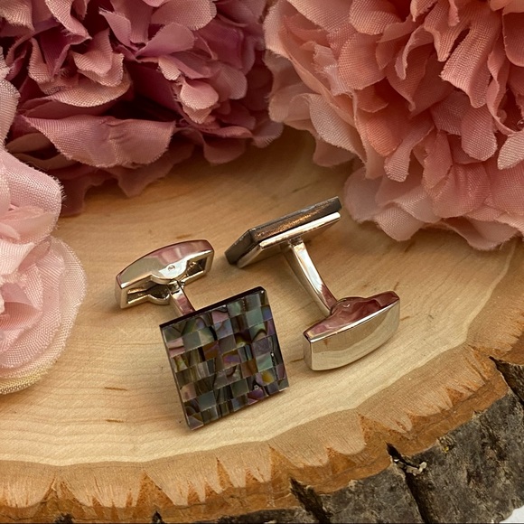 Stunning Checkered Square Abalone Shell Cufflinks - Picture 12 of 16